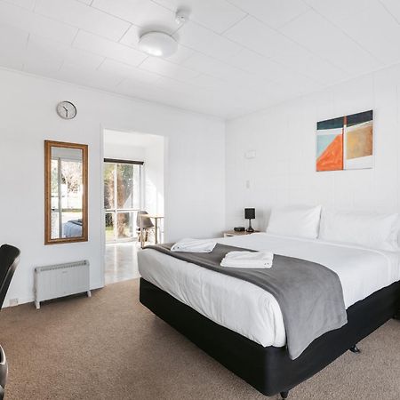 Roselands Motel Tauranga Bagian luar foto