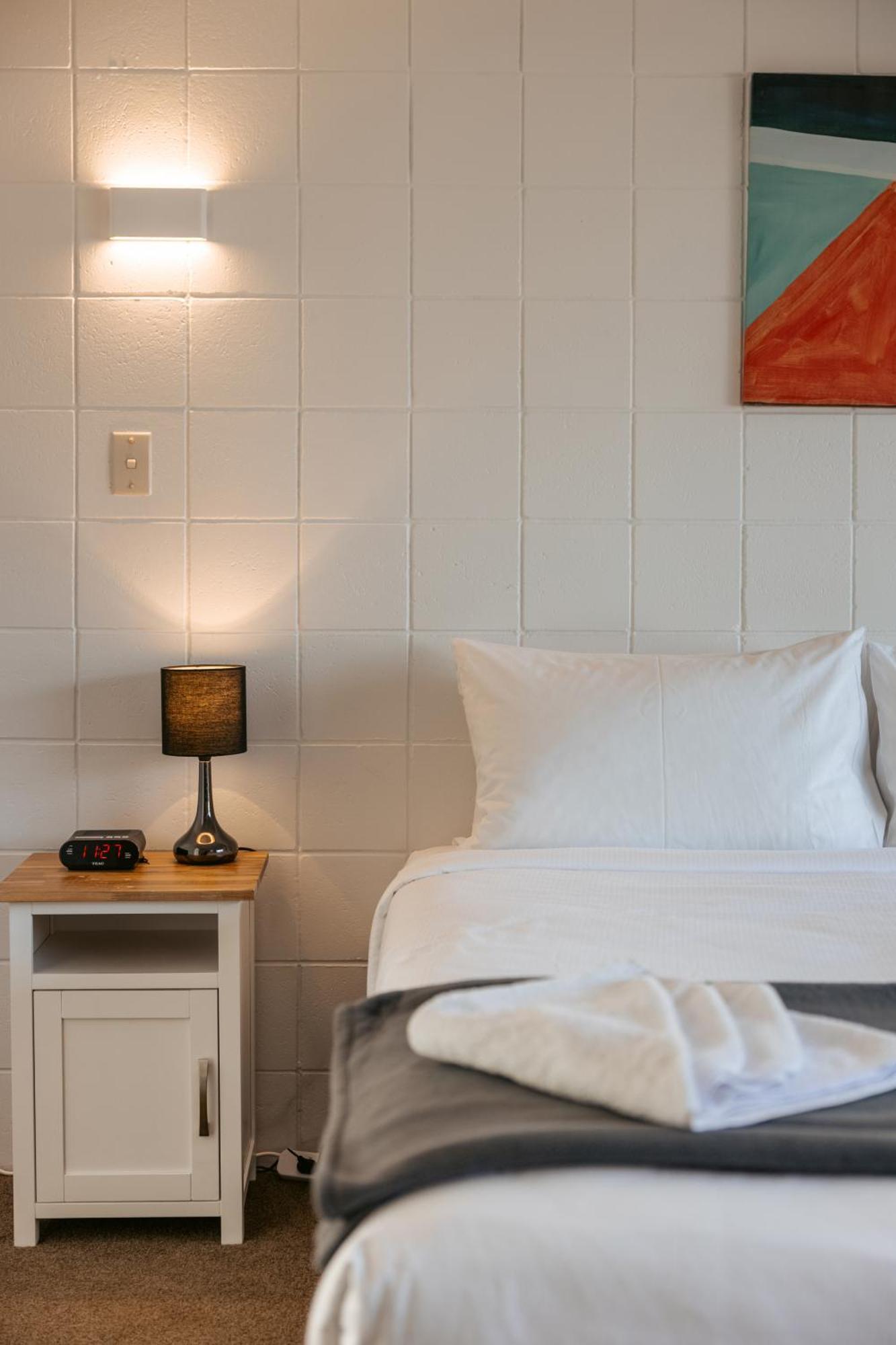 Roselands Motel Tauranga Bagian luar foto