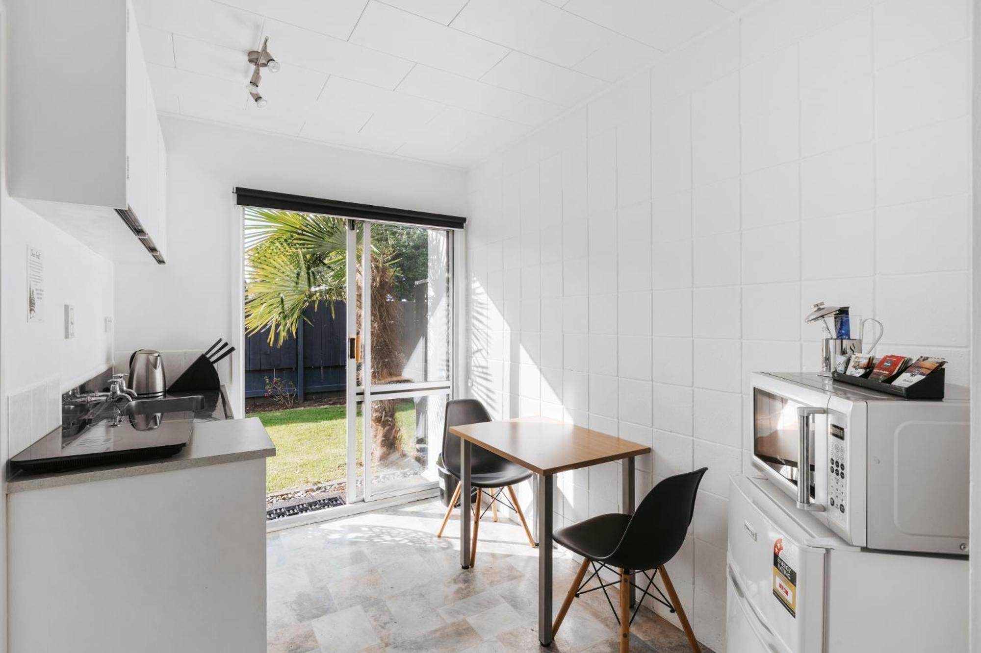 Roselands Motel Tauranga Bagian luar foto